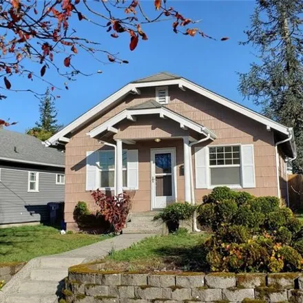 Buy this 2 bed house on 917 North Proctor Street in Tacoma, WA 98416