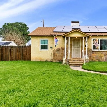 Buy this 3 bed house on 517 East Cleveland Avenue in Madera, CA 93638