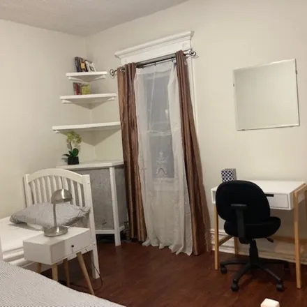 Rent this 2 bed apartment on New York in Woodhaven, US