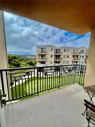 Buy this 2 bed condo on 3877 Pell Place in San Diego, CA 92130