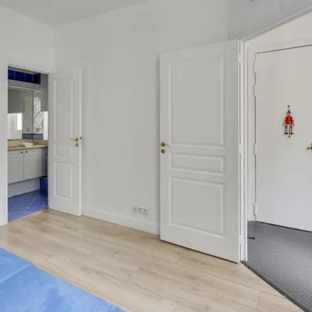 Image 6 - 7 Rue Perrault, 75001 Paris, France - Apartment for rent