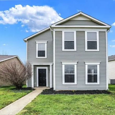 Rent this 3 bed house on 10155 Cumberland Pointe Boulevard in Noblesville, IN 46060