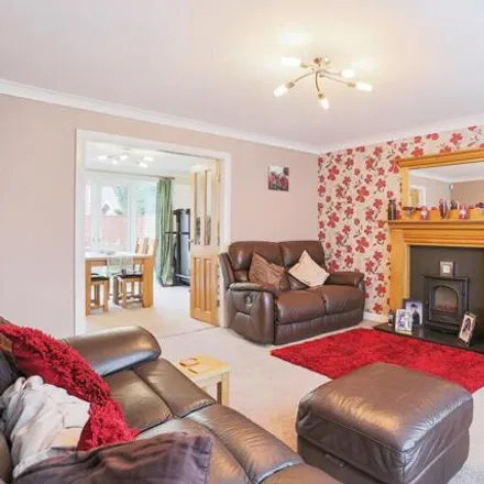 Image 3 - Littondale Avenue, Calcutt, HG5 0BQ, United Kingdom - House for sale