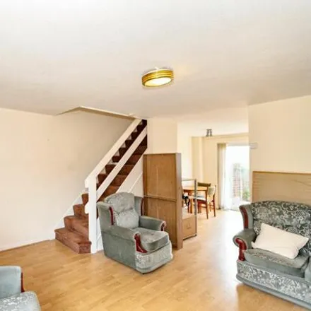 Image 2 - Tyne Square, Bletchley, MK3 7PZ, United Kingdom - Townhouse for sale