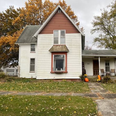 Rent this 3 bed house on E Lincoln St in Roseville, IL