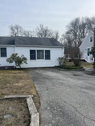 Rent this 2 bed house on 6 Maple Avenue in Sand Hills, Scituate