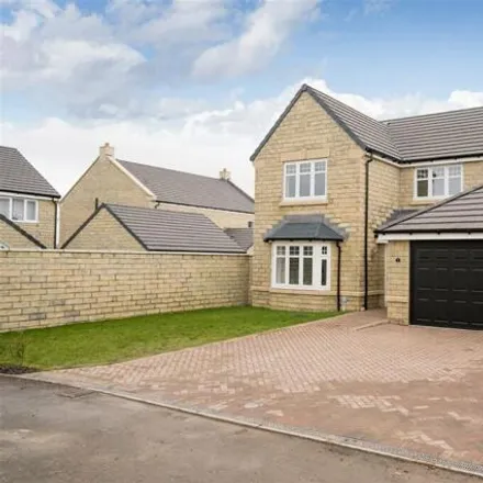 Buy this 4 bed house on Oakstead Garth in Killinghall, HG3 2FE