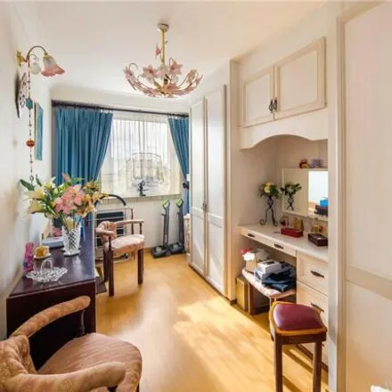 Image 9 - Offenbach House, Mace Street, London, E2 0RB, United Kingdom - Apartment for sale