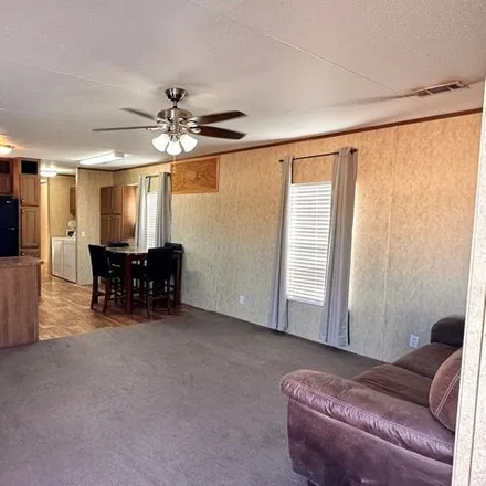 Image 2 - 17152 North Sunflower Avenue, Ector County, TX 79758, USA - Apartment for rent