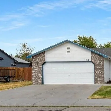 Buy this 2 bed house on 1499 Kyle Street in Mountain Home, ID 83647