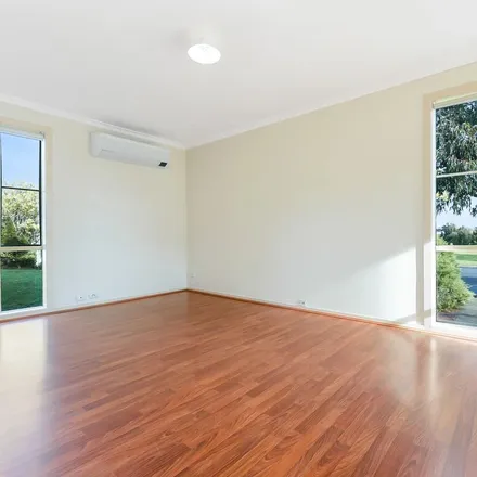 Rent this 2 bed townhouse on Jessica Drive in Hampton Park VIC 3976, Australia