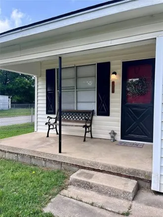 Buy this 3 bed house on 579 Northeast 5th Street in Wilson, Carter County