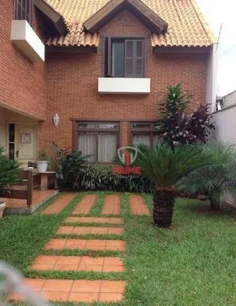 Buy this 5 bed house on Rua Juvenal Borges Macedo in Tucanos, Londrina - PR