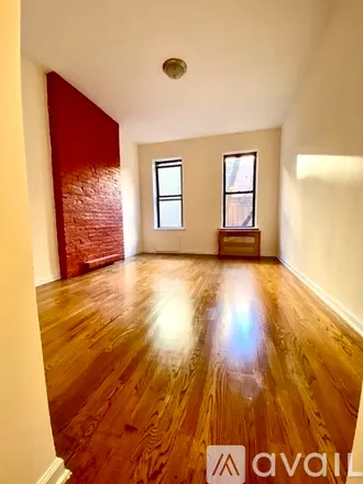 Rent this studio apartment on 415 E 87th St