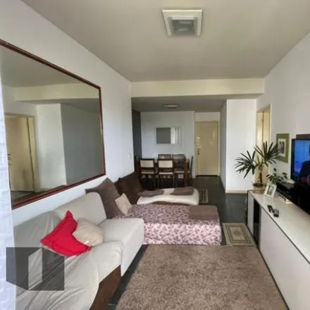 Buy this 2 bed apartment on Avenida Djalma Ribeiro 144 in Barra da Tijuca, Rio de Janeiro - RJ