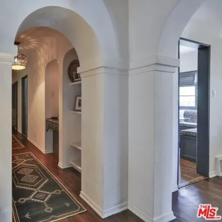 Image 4 - 1146 S Hayworth Ave, Los Angeles, California, 90035 - House for sale