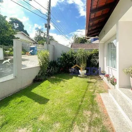 Buy this 6 bed house on Rua Alfredo Rodrigues in Velha, Blumenau - SC