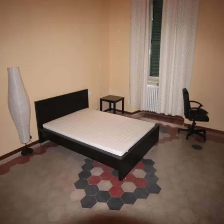Rent this 3 bed room on Oficina Antiquaria in Via Pietro Maroncelli, 2