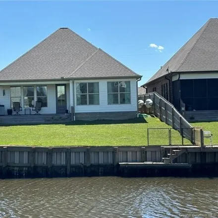 Buy this 3 bed house on 4151 Canal Street in Lake Charles, LA 70605