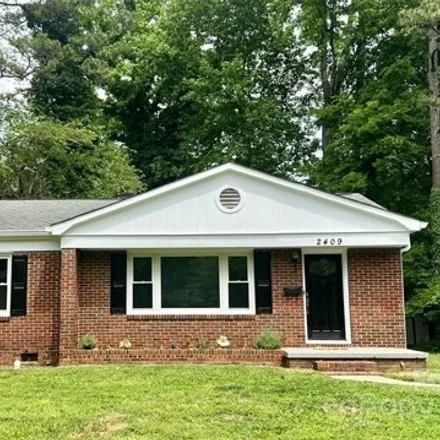 Buy this 2 bed house on 2409 Amesbury Avenue in Charlotte, NC 28205