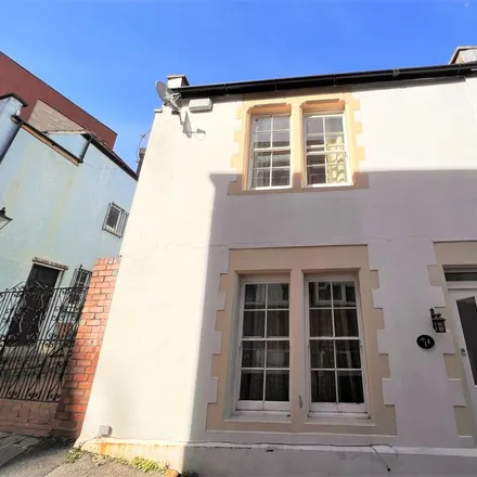 Rent this 4 bed duplex on University of Bristol Clifton Campus in Alfred Place, Bristol