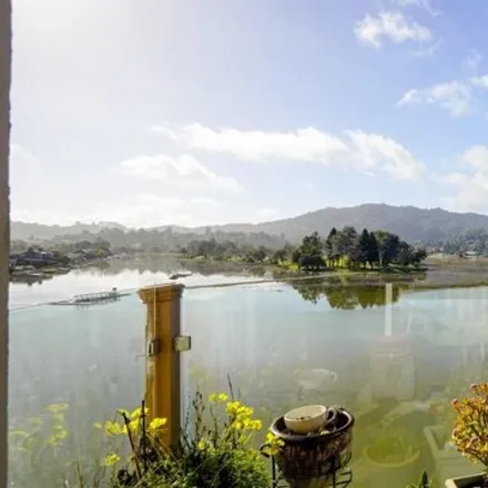 Buy this 1 bed condo on 499 South Eliseo Drive in Greenbrae Marina, Larkspur