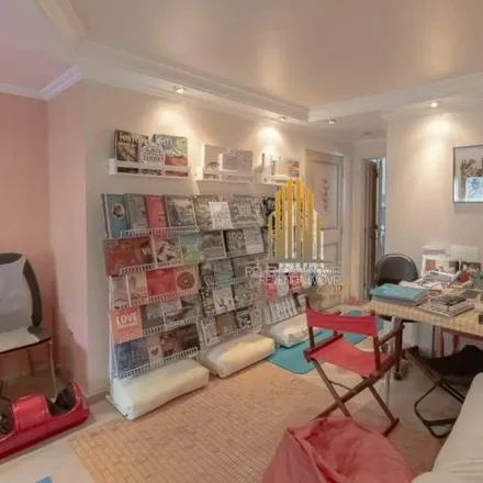 Buy this 3 bed apartment on Rua Vergueiro 3899 in Jardim Vila Mariana, São Paulo - SP