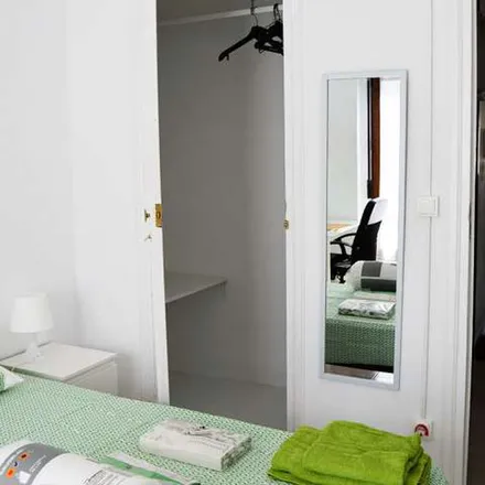 Image 3 - Carrer del Mossén Jacint Verdaguer, 14, 46008 Valencia, Spain - Apartment for rent