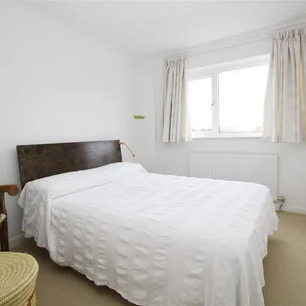 Rent this 4 bed apartment on Lingfield Drive in Pound Hill, RH10 7XQ
