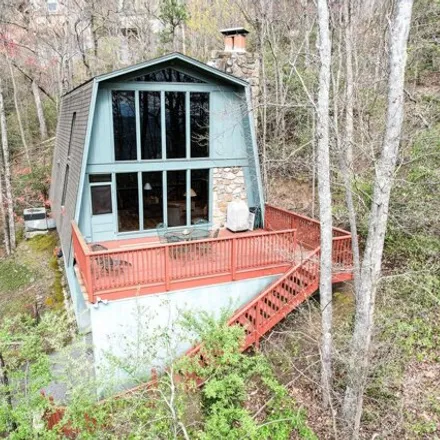 Buy this 3 bed house on 909 Stans Road in Chalet Village, Gatlinburg