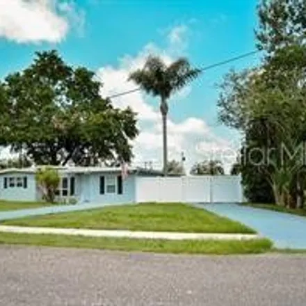 Image 2 - 7374 Royal Palm Drive, New Port Richey, FL 34652, USA - House for sale