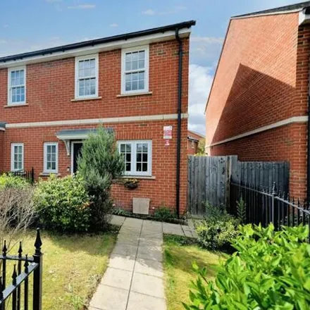 Buy this 2 bed duplex on Whitley Link in Chelmsford, CM2 9FX