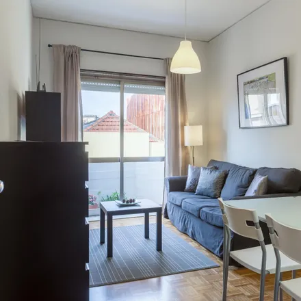 Rent this 1 bed apartment on Divisão de Investigação Criminal (sede) in Rua dos Bragas 61, 4050-123 Porto