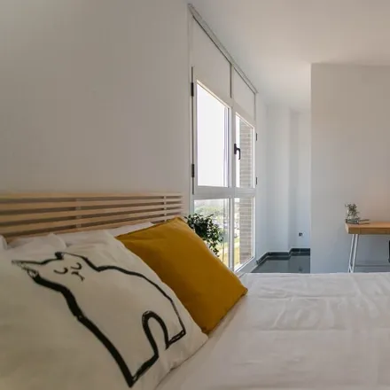 Rent this 6 bed room on Plaça d'Hondures in 46022 Valencia, Spain