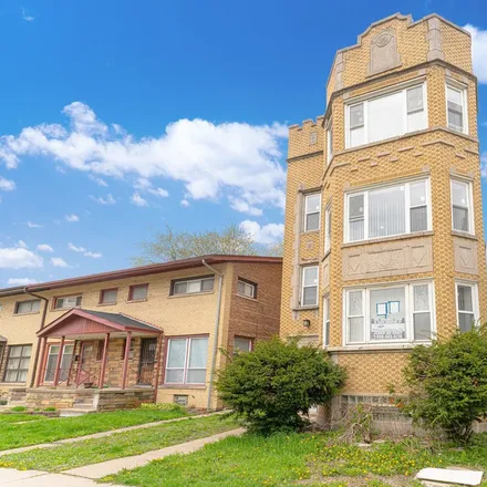 Buy this 6 bed duplex on 8601 South Yates Boulevard in Chicago, IL 60617