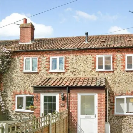 Buy this 2 bed townhouse on The Lizard in Wymondham, NR18 9BH
