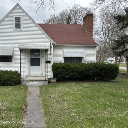 Buy this 2 bed house on 1108 Goodrich Street in Lansing, MI 48910
