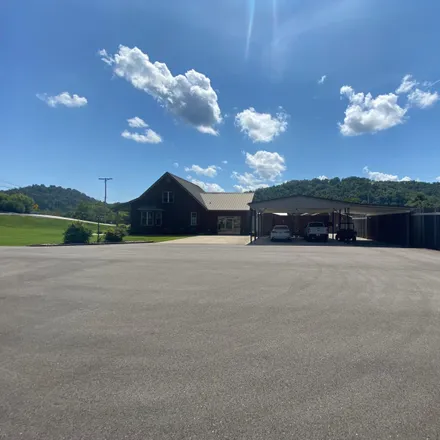 Image 4 - 3281 Royalton Road, Salyersville, Magoffin County, KY 41465, USA - House for sale