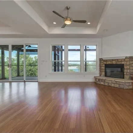 Image 7 - 216 Lakefront Drive, Point Venture, Travis County, TX 78645, USA - House for sale