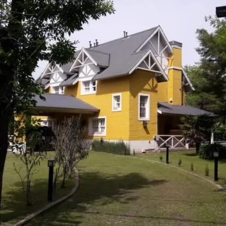 Buy this 3 bed house on Holanda in Parque Americano, 1862 Guernica