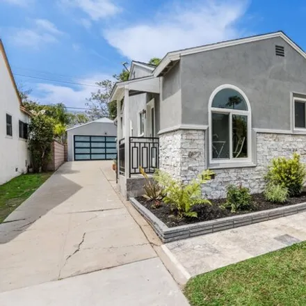 Image 1 - 7807 Naylor Avenue, Los Angeles, CA 90045, USA - House for sale