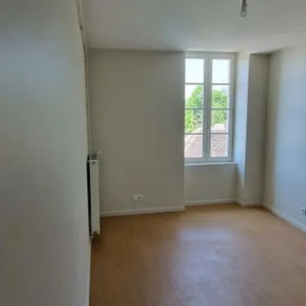 Rent this 3 bed apartment on 9 Rue de la Belle Laitière in 89200 Pontaubert, France