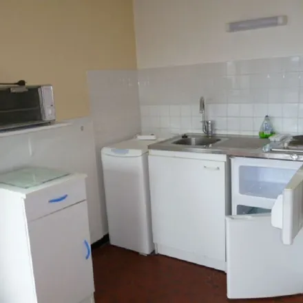 Rent this 1 bed apartment on unnamed road in 63000 Clermont-Ferrand, France