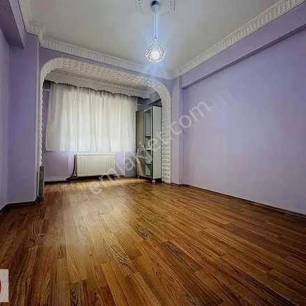 Rent this 2 bed apartment on Şehit Murat Celep Caddesi in 34260 Sultangazi, Turkey
