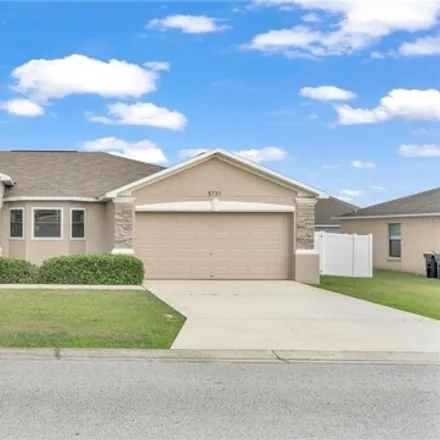 Buy this 3 bed house on 3553 Long View Lane in Polk County, FL 33812