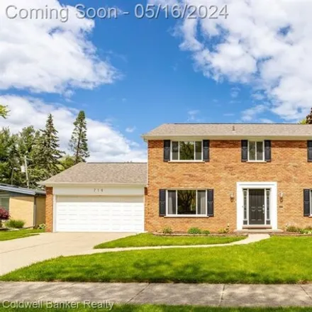 Buy this 4 bed house on 712 Pear Tree Lane in Grosse Pointe Woods, MI 48236