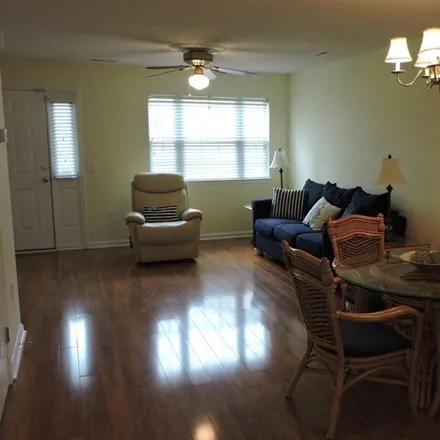 Image 7 - 614 3rd Avenue South, Ocean Drive Beach, North Myrtle Beach, SC 29582, USA - Townhouse for sale