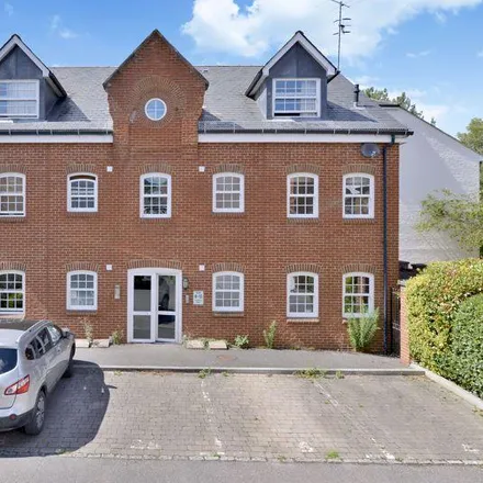 Rent this 2 bed apartment on Penstock Mews in Godalming, GU7 1NB