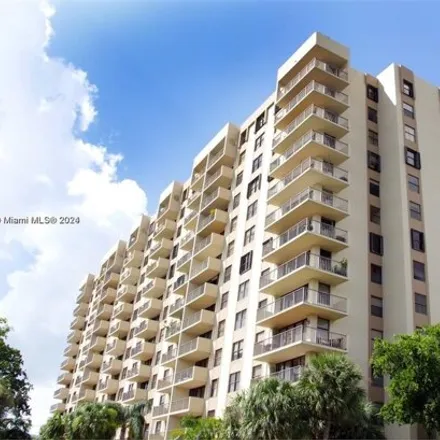 Buy this 1 bed condo on 1470 Northeast 123rd Street in North Miami, FL 33161