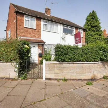 Buy this 3 bed duplex on Lorraine Road in Leicester, LE2 8ES